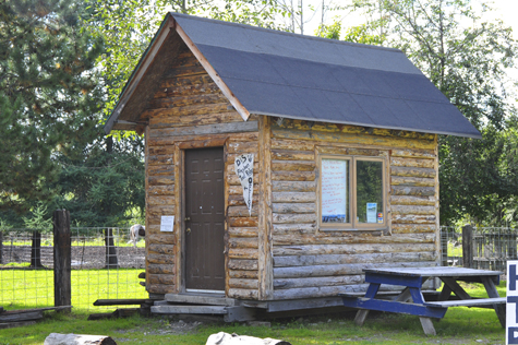 Melanie Heinrich - Travel in Alaska